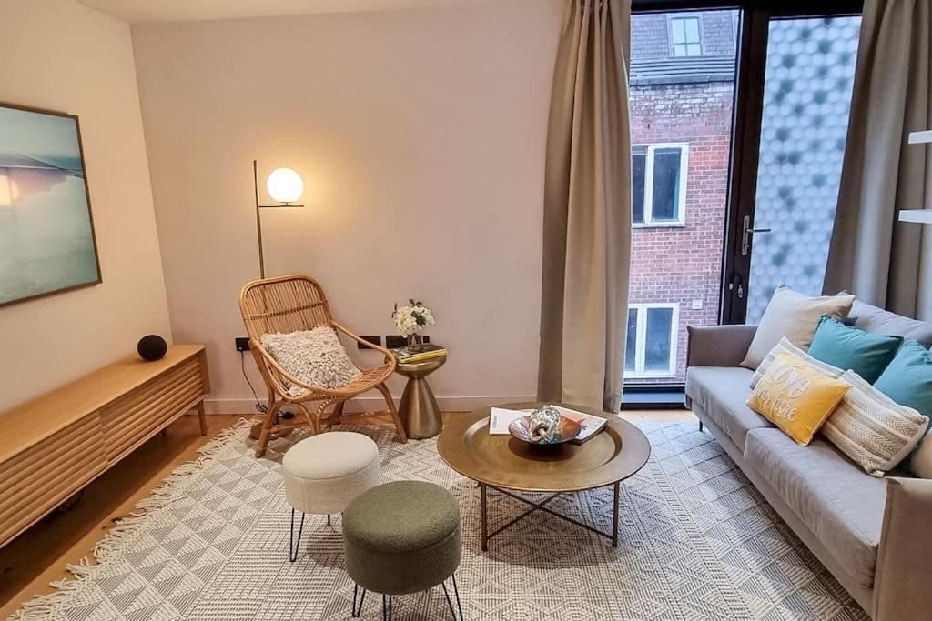 Stunning Luxury Townhouse In Centre Of Manchester Exterior photo
