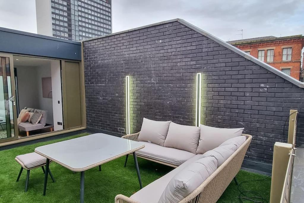 Stunning Luxury Townhouse In Centre Of Manchester Exterior photo