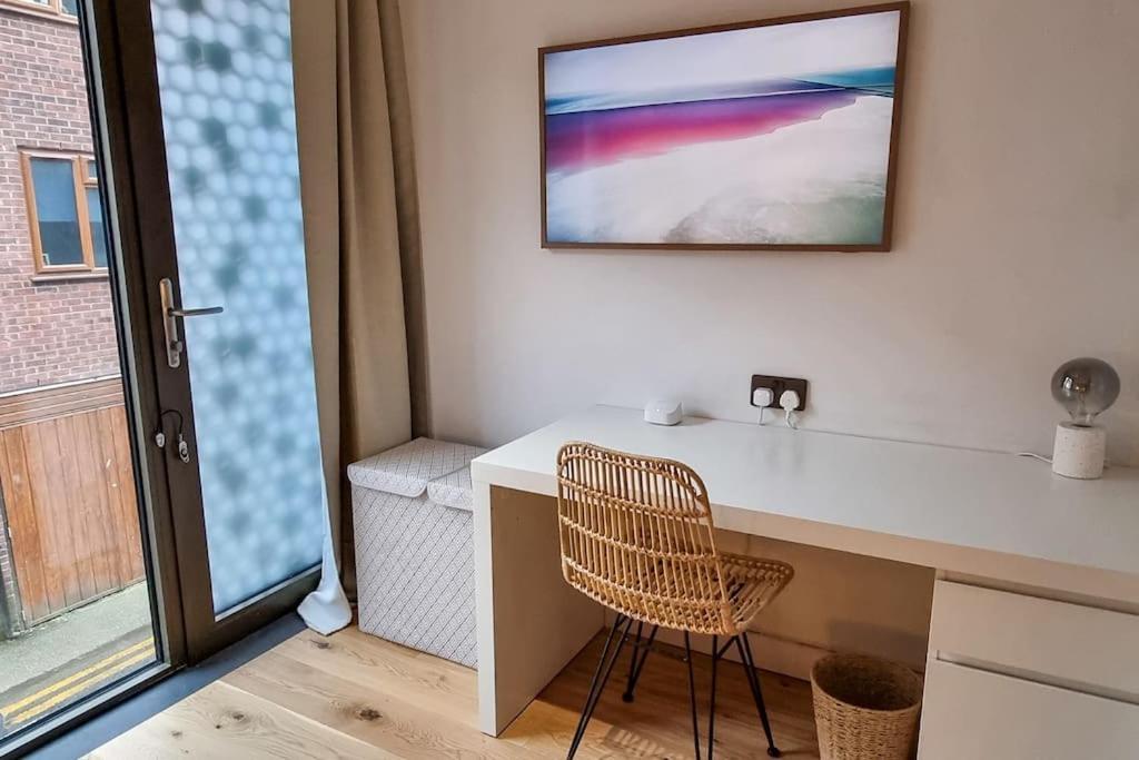 Stunning Luxury Townhouse In Centre Of Manchester Exterior photo