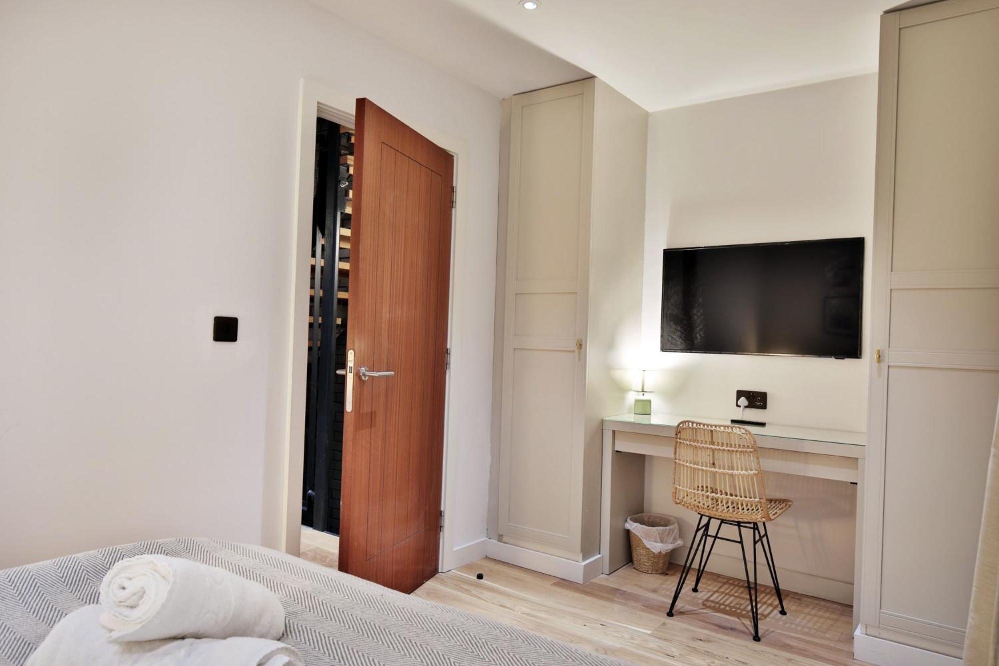 Stunning Luxury Townhouse In Centre Of Manchester Exterior photo