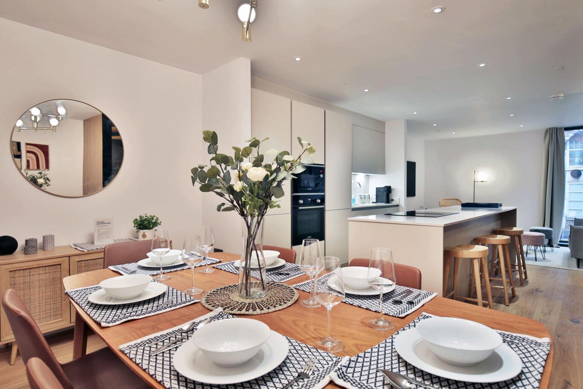 Stunning Luxury Townhouse In Centre Of Manchester Exterior photo