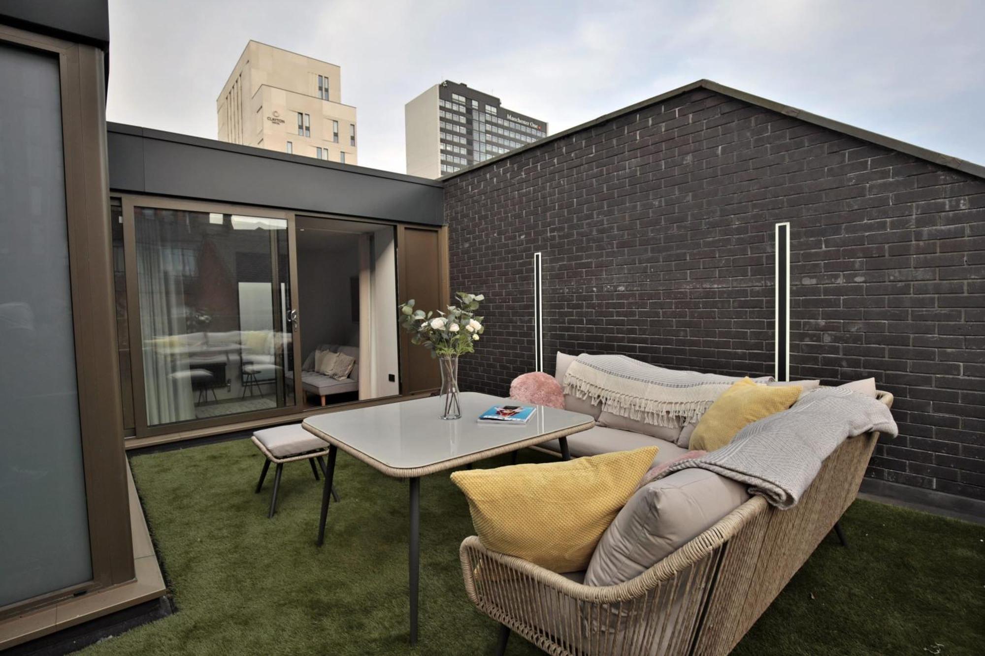 Stunning Luxury Townhouse In Centre Of Manchester Exterior photo